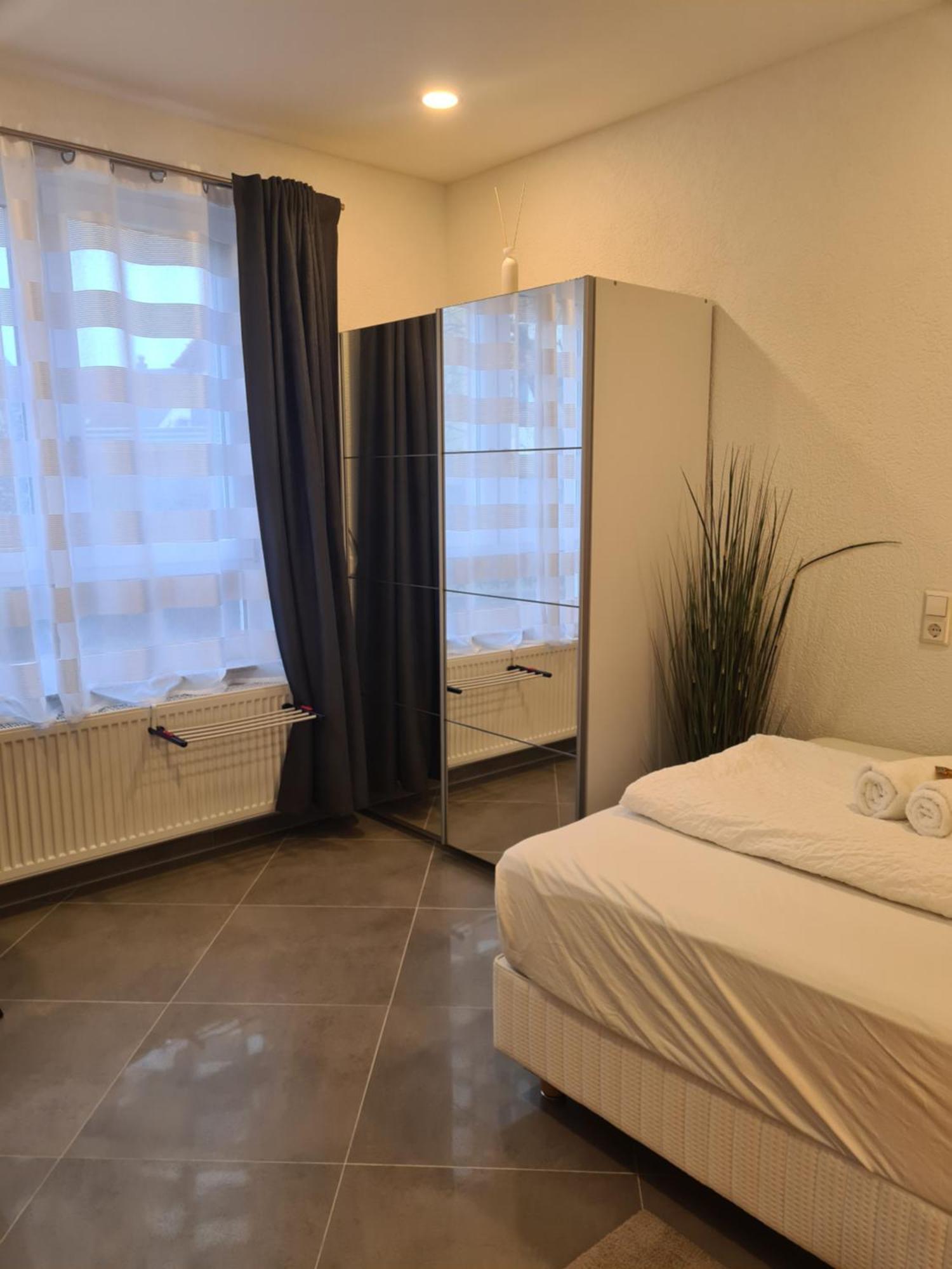 Wellandhome Aalen - 6 Rooms Esterno foto